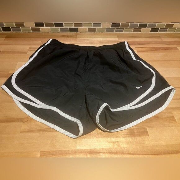 Nike Pants - Nike dry fit running shorts, women’s size medium